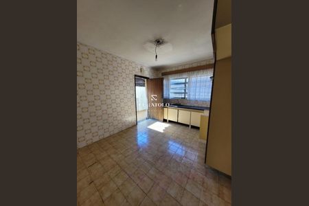 Casa à venda com 2 quartos, 159m² em Vila Bertioga, São Paulo