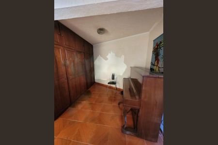 Casa à venda com 2 quartos, 159m² em Vila Bertioga, São Paulo