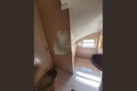 Casa à venda com 2 quartos, 159m² em Vila Bertioga, São Paulo