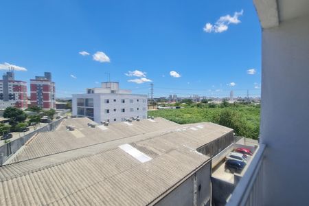 Varanda  de apartamento para alugar com 2 quartos, 57m² em Jardim Vila Galvão, Guarulhos