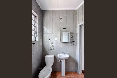 Apartamento para alugar com 100m², 2 quartos e sem vagaBanheiro