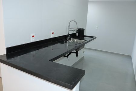 Apartamento para alugar com 2 quartos, 54m² em Jardim de Lourdes, Embu das Artes