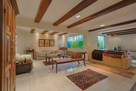 Apartamento para alugar com 223m², 3 quartos e 3 vagasSala