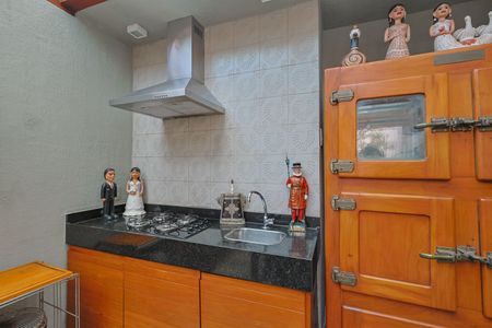 Apartamento para alugar com 223m², 3 quartos e 3 vagasVaranda