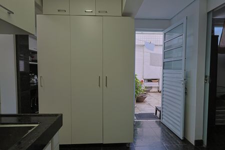 Apartamento para alugar com 223m², 3 quartos e 3 vagasÁrea de Serviço