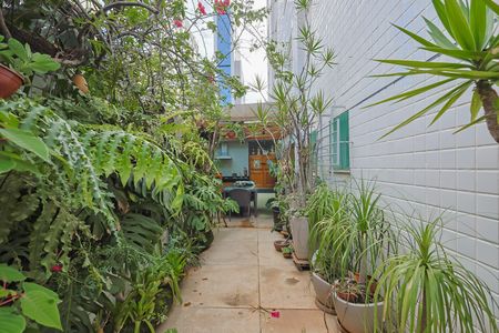 Apartamento para alugar com 223m², 3 quartos e 3 vagasVaranda