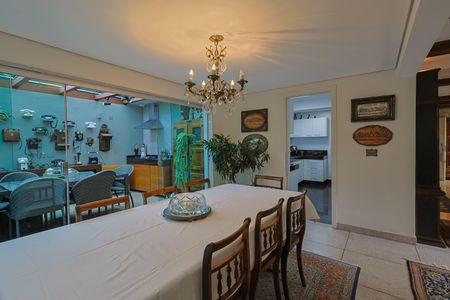 Sala de apartamento para alugar com 3 quartos, 223m² em Funcionários, Belo Horizonte