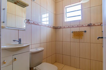 Casa à venda com 134m², 3 quartos e 2 vagasBanheiro social