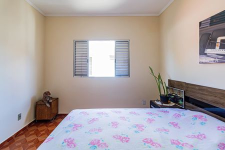 Casa à venda com 134m², 3 quartos e 2 vagasQuarto 01