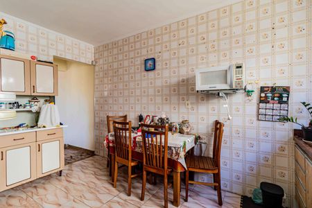 Casa à venda com 134m², 3 quartos e 2 vagasCozinha