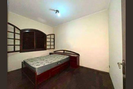 Casa à venda com 5 quartos, 317m² em Parque das Nações, Santo André