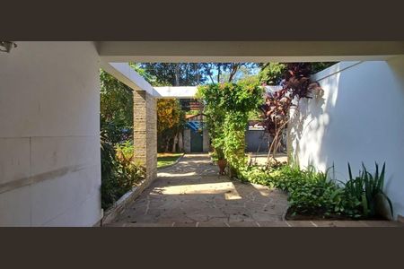 Casa à venda com 4 quartos, 357m² em Campo Belo, São Paulo