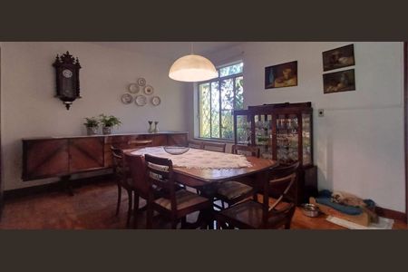 Casa à venda com 4 quartos, 357m² em Campo Belo, São Paulo