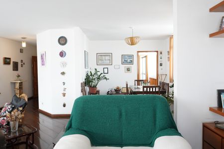 Apartamento à venda com 68m², 4 quartos e 1 vagaSala