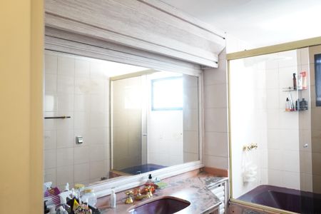 Apartamento à venda com 68m², 4 quartos e 1 vagaBanheiro