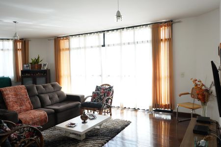 Apartamento à venda com 68m², 4 quartos e 1 vagaSala