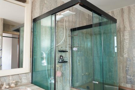 Apartamento à venda com 68m², 4 quartos e 1 vagaBanheiro da Suíte 1