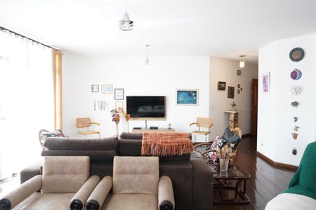 Apartamento à venda com 68m², 4 quartos e 1 vagaSala