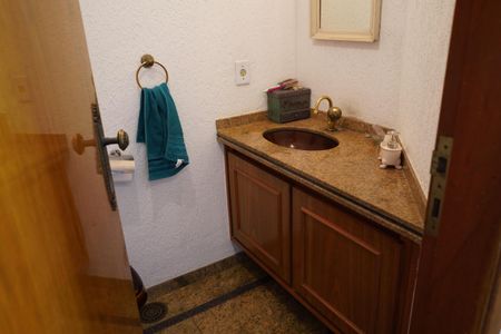 Apartamento à venda com 68m², 4 quartos e 1 vagaLavabo