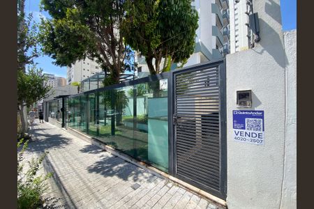 Apartamento à venda com 68m², 4 quartos e 1 vagaFachada