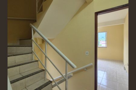 Casa de condomínio à venda com 120m², 2 quartos e 1 vagaHall