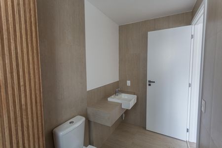Apartamento à venda com 208m², 3 quartos e 3 vagasBanheiro da Suíte 1