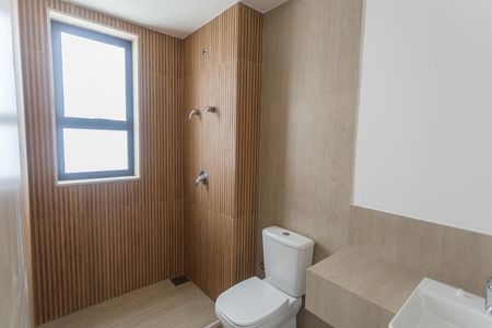 Apartamento à venda com 208m², 3 quartos e 3 vagasBanheiro da Suíte 1