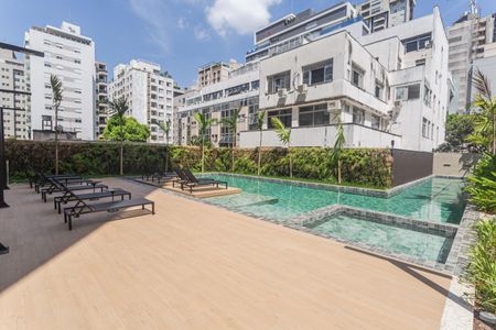Apartamento à venda com 208m², 3 quartos e 3 vagasÁrea comum - Piscina