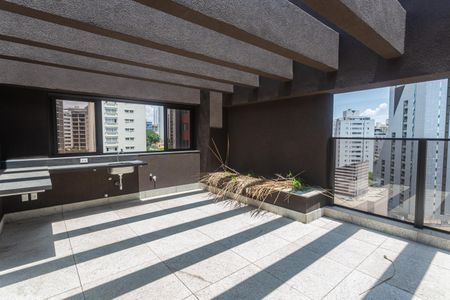 Apartamento à venda com 208m², 3 quartos e 3 vagasCobertura