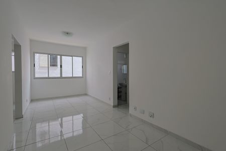 Sala de apartamento para alugar com 2 quartos, 60m² em Padre Eustáquio, Belo Horizonte