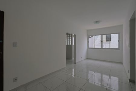 Sala de apartamento para alugar com 2 quartos, 60m² em Padre Eustáquio, Belo Horizonte