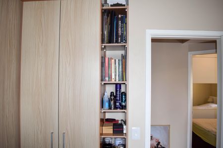 Apartamento à venda com 74m², 3 quartos e 2 vagasQuarto 3