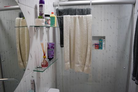 Apartamento à venda com 74m², 3 quartos e 2 vagasBanheiro