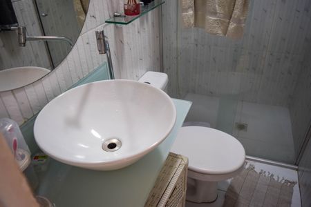 Apartamento à venda com 74m², 3 quartos e 2 vagasBanheiro