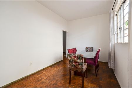 Sala  de apartamento à venda com 3 quartos, 90m² em Santo Antônio, Belo Horizonte