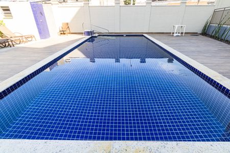 Apartamento para alugar com 45m², 2 quartos e sem vagaÁrea comum - Piscina