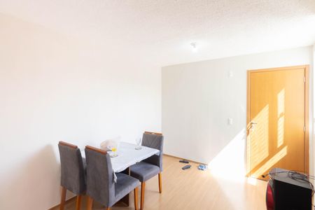 Sala de apartamento para alugar com 2 quartos, 45m² em Campo Grande, Rio de Janeiro