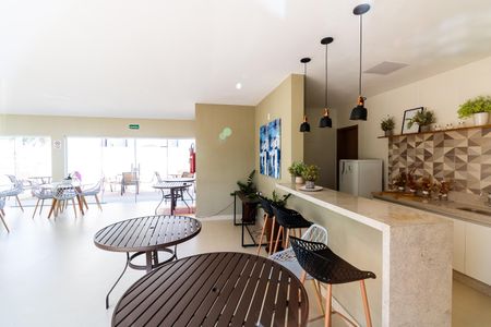 Apartamento para alugar com 45m², 2 quartos e sem vagaÁrea comum - Salão de festas