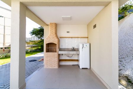 Apartamento para alugar com 45m², 2 quartos e sem vagaÁrea comum - Churrasqueira