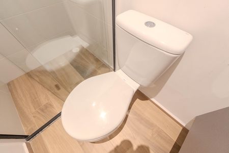 Apartamento para alugar com 33m², 1 quarto e sem vaga Apartamento para alugar com 33m², 1 quarto e sem vagaBanheiro