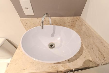 Apartamento para alugar com 33m², 1 quarto e sem vaga Apartamento para alugar com 33m², 1 quarto e sem vagaBanheiro