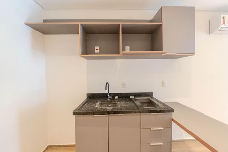 Cozinha de apartamento para alugar com 1 quarto, 33m² em Bela Vista, São Paulo