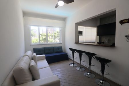 Sala de apartamento para alugar com 1 quarto, 60m² em Vila Alzira, Guarujá