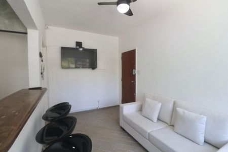 Sala de apartamento para alugar com 1 quarto, 60m² em Vila Alzira, Guarujá