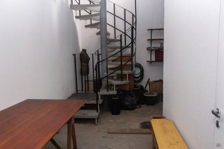 Casa de condomínio à venda com 120m², 3 quartos e 3 vagas Casa de condomínio à venda com 120m², 3 quartos e 3 vagasDepósito