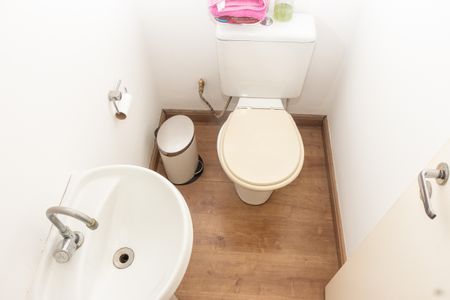 Casa de condomínio à venda com 120m², 3 quartos e 3 vagas Casa de condomínio à venda com 120m², 3 quartos e 3 vagasLavabo