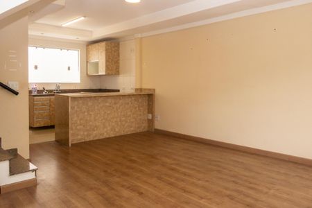 Casa de condomínio à venda com 120m², 3 quartos e 3 vagas Casa de condomínio à venda com 120m², 3 quartos e 3 vagasSala