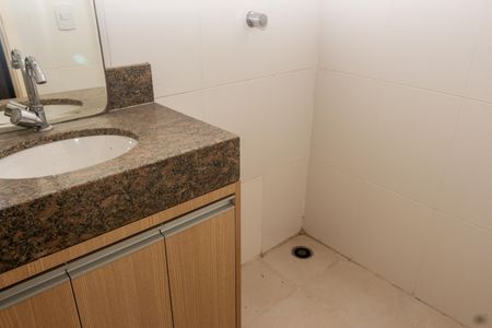Casa de condomínio à venda com 120m², 3 quartos e 3 vagas Casa de condomínio à venda com 120m², 3 quartos e 3 vagasBanheiro