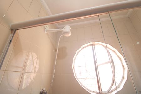 Casa para alugar com 180m², 3 quartos e 2 vagasBanheiro da suíte