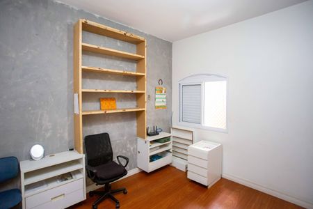 Casa à venda com 179m², 3 quartos e 2 vagasQuarto 2